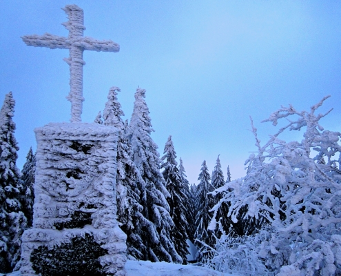 Gipfelkreuz auf dem Falkenstein, Bayern