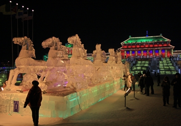 Ice horses